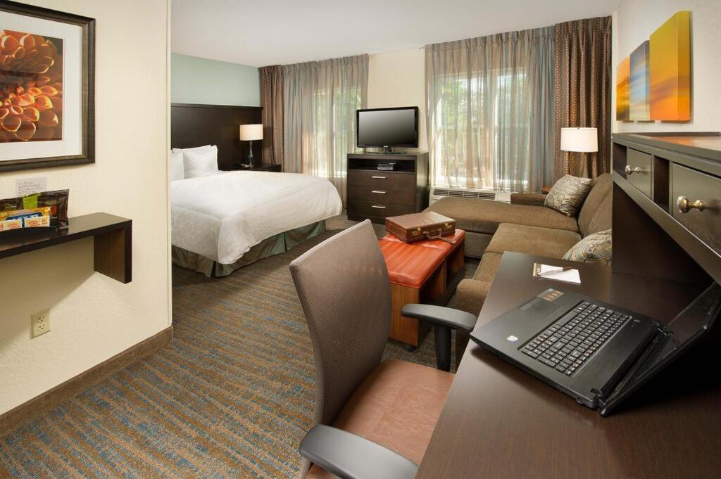 Staybridge Suites Glenview By Ihg Kültér fotó